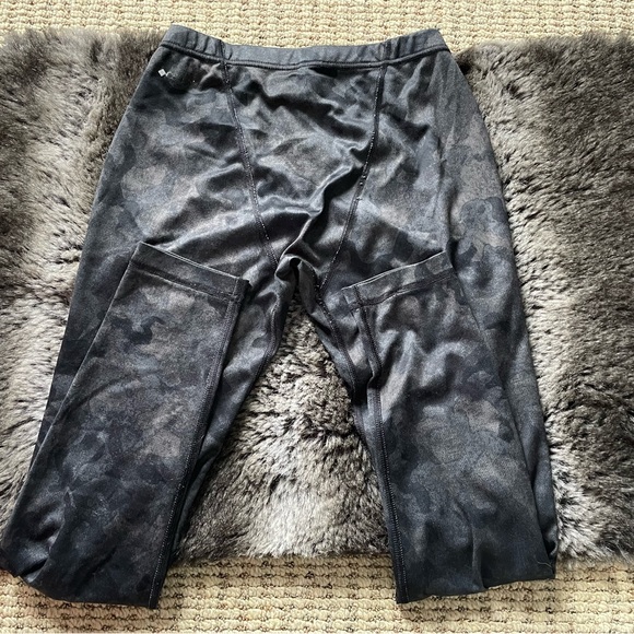 Girls Columbia Omni Heat Leggings ( 10-12yrs ) - Picture 3 of 3